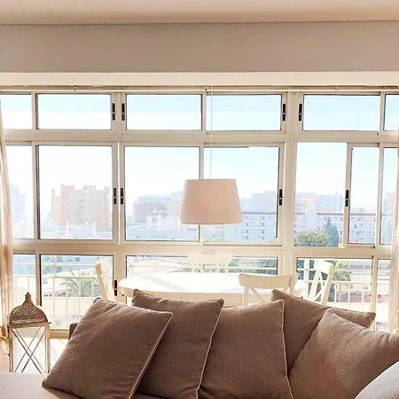 Apartamento Skysea Holidays La Carihuela *